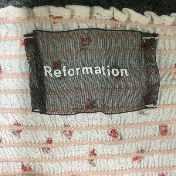 NWT reformation Adela Top in cherries blush light pink size 12 seen on riverdale - Picture 6 of 8